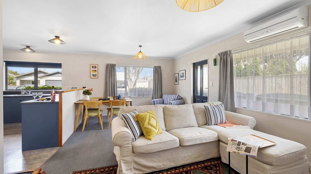 Photo of Livingroom in Fitzroy