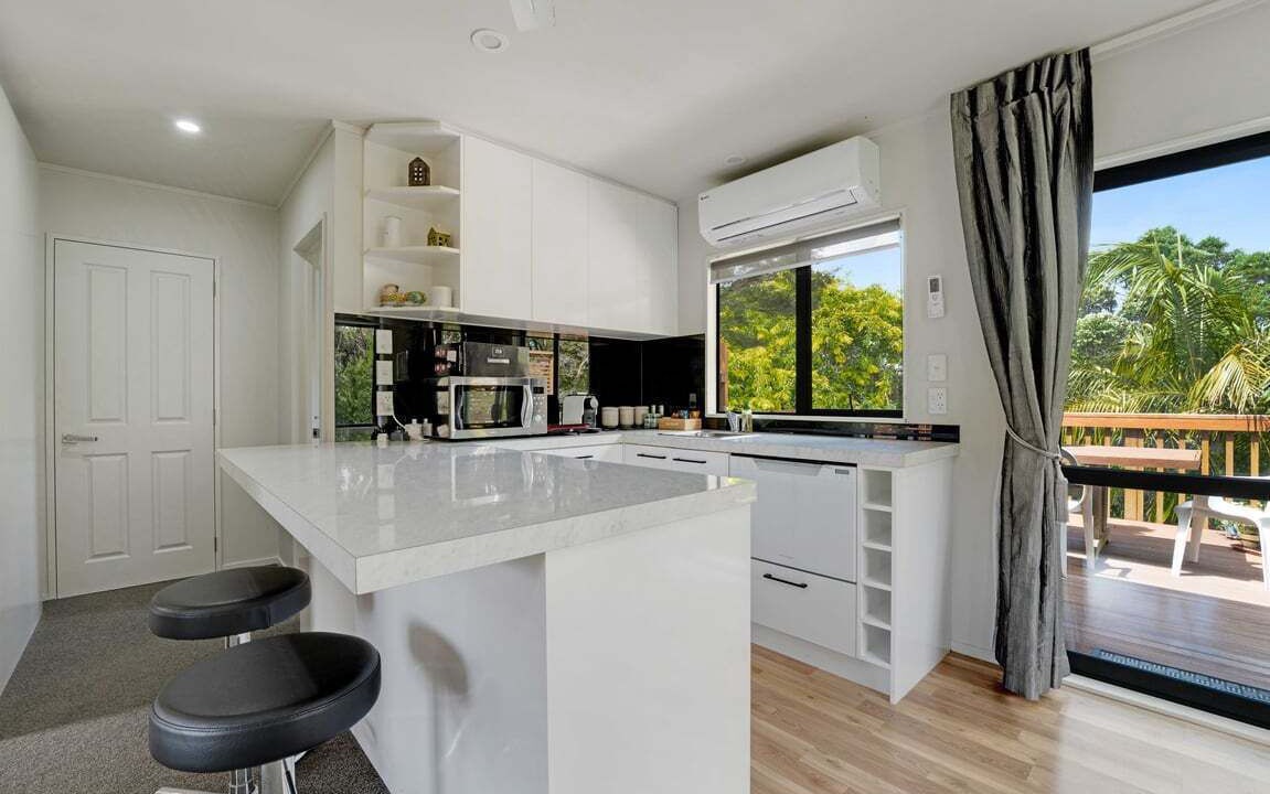 Photo of Kitchen in Greenhithe