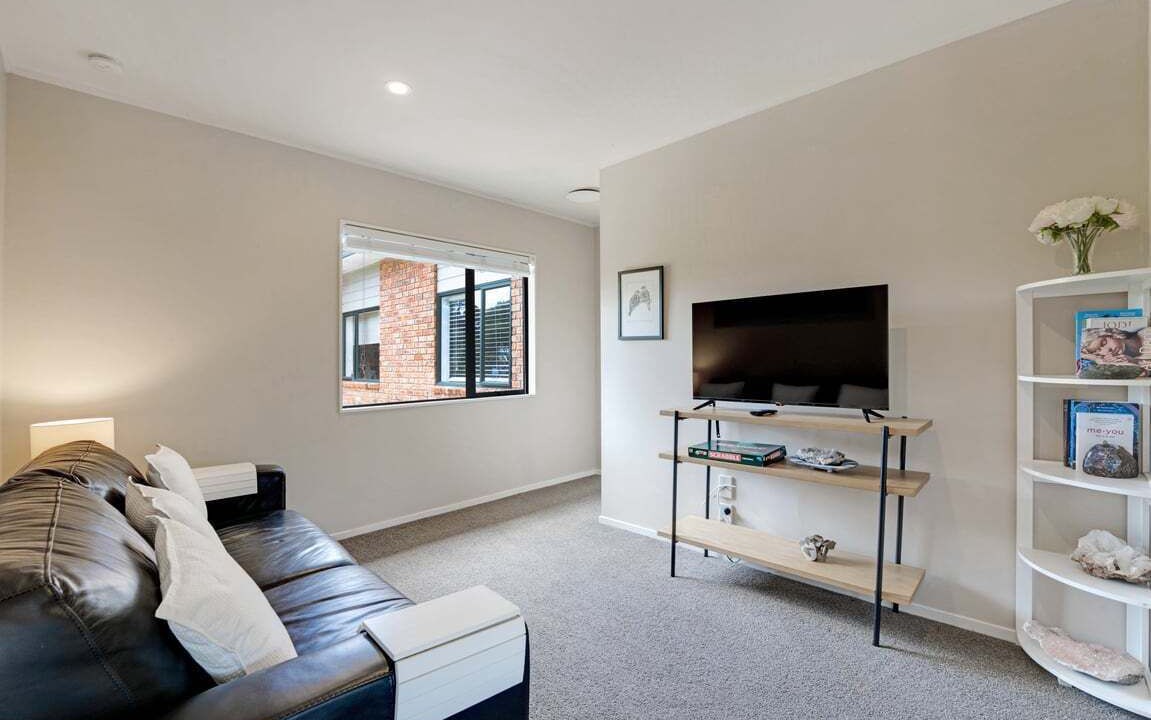 Photo of Livingroom in Greenhithe