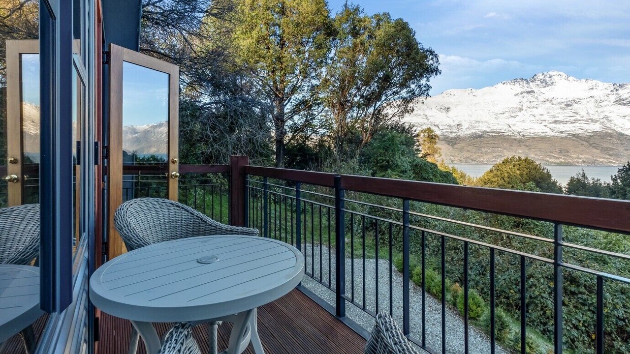 Photo of Patio Balcony in Sunshine Bay