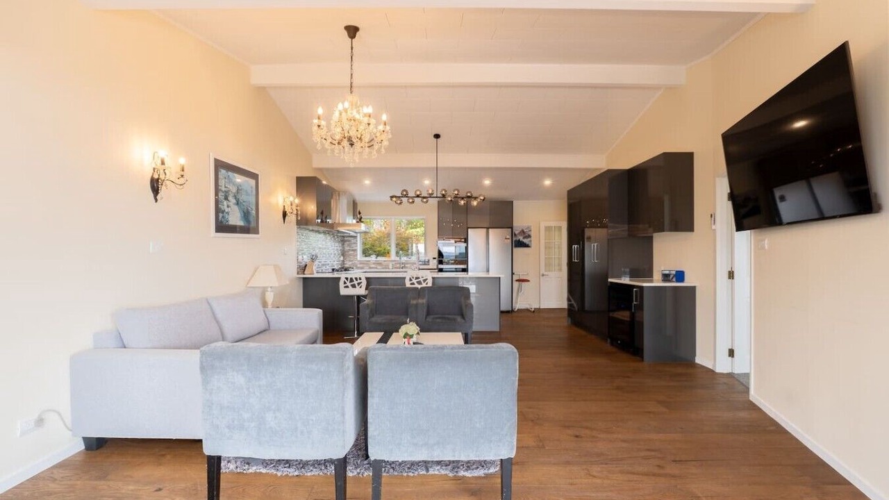 Photo of Livingroom in Shelly Park