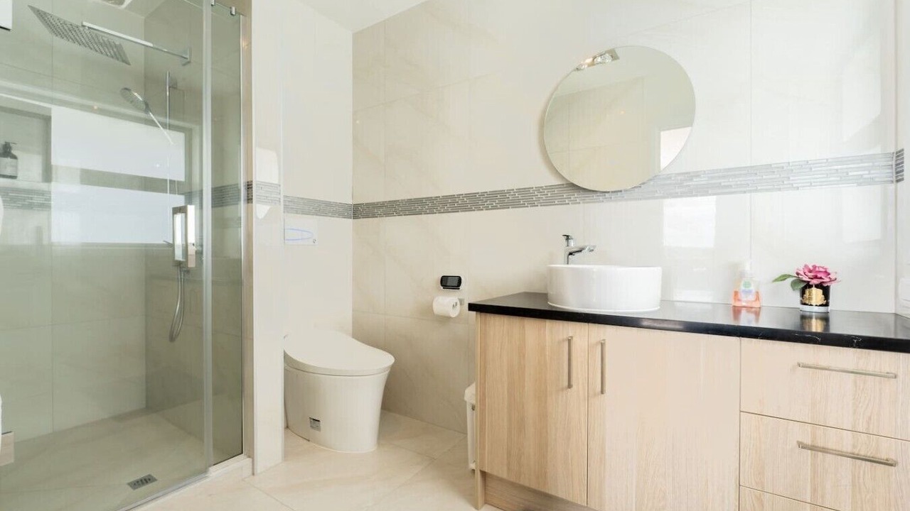 Photo of Bathroom in Shelly Park