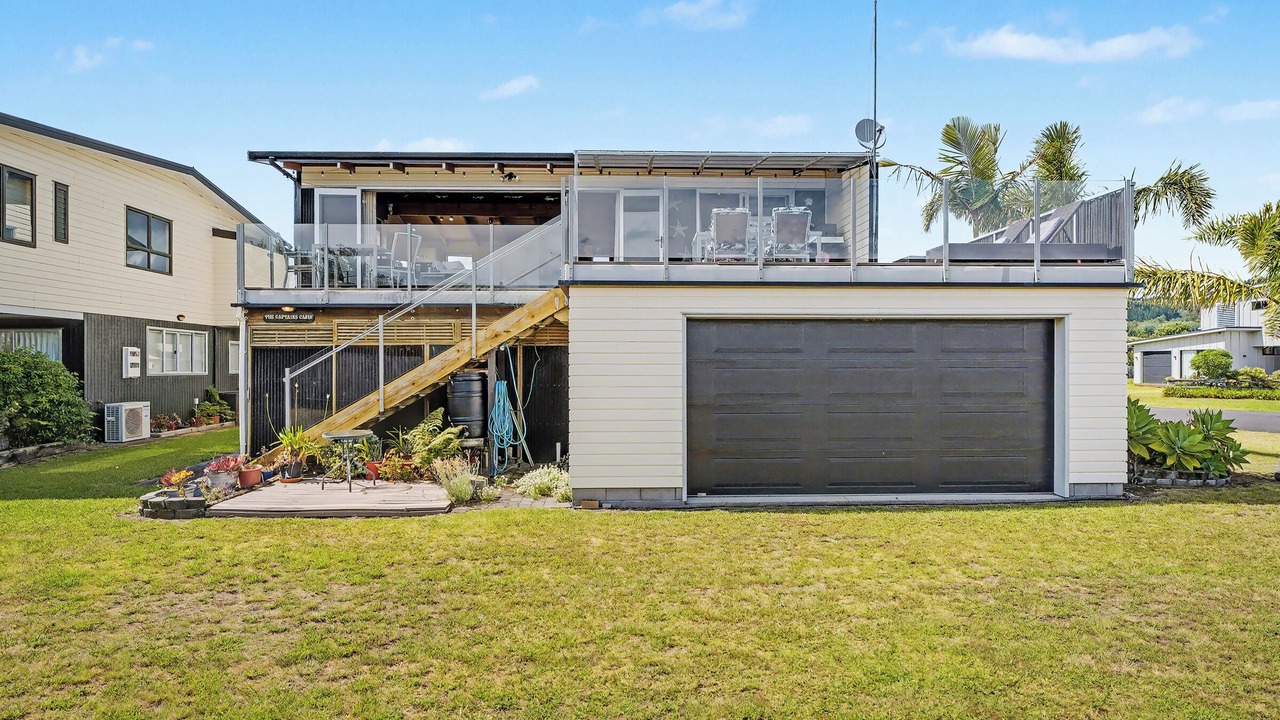 Photo of Outdoor in Cooks Beach