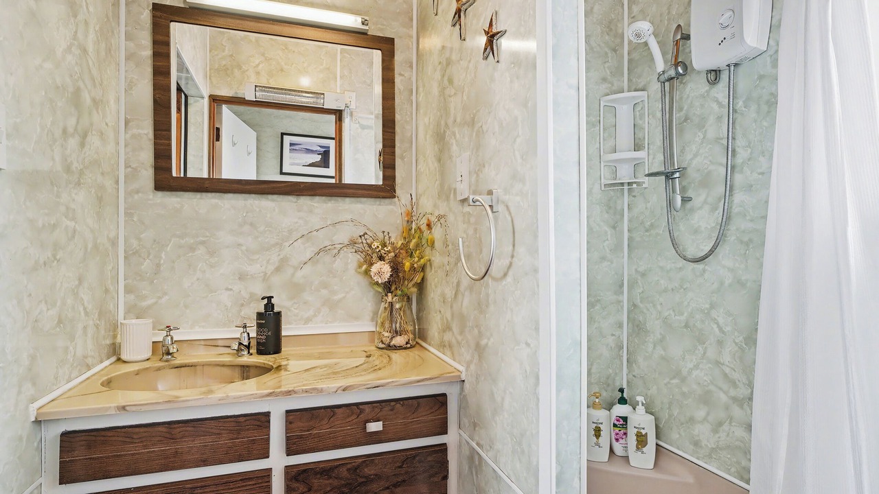 Photo of Bathroom in Cooks Beach
