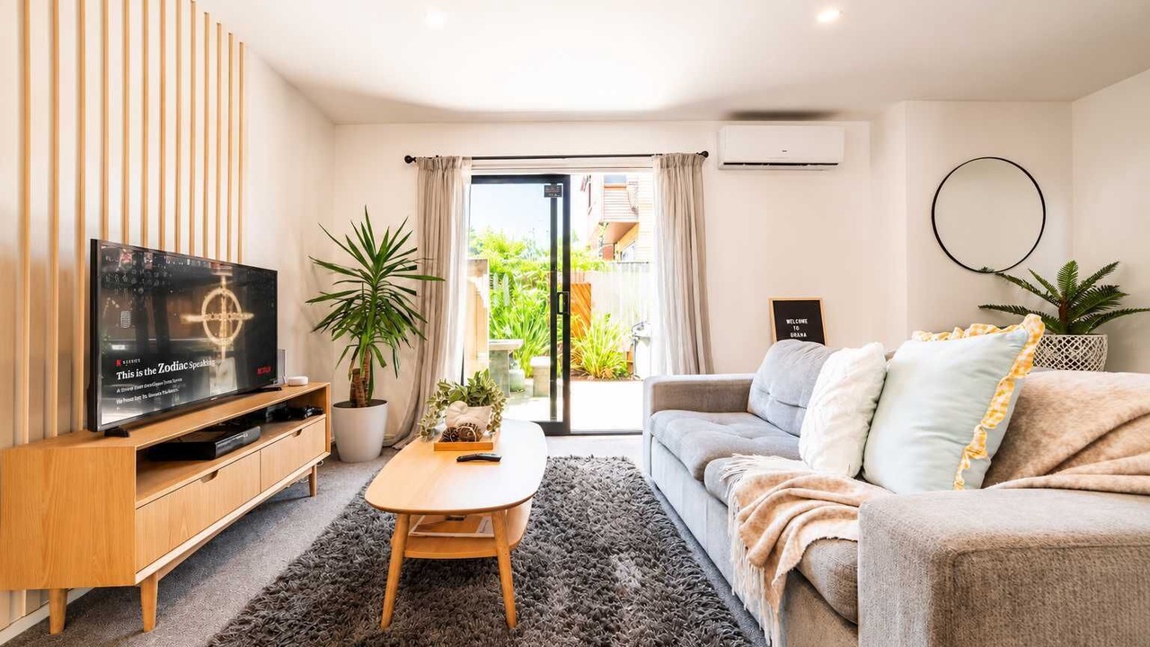 Photo of Livingroom in Edgeware