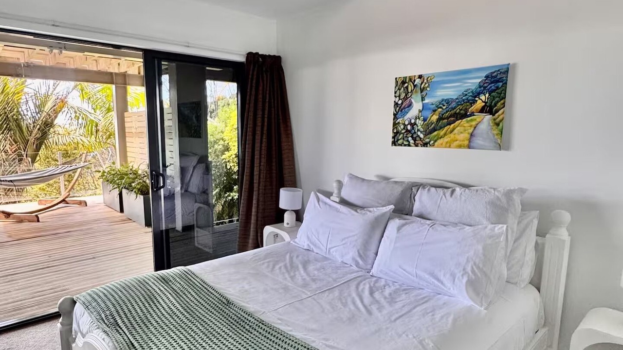 Photo of Bedroom in Russell