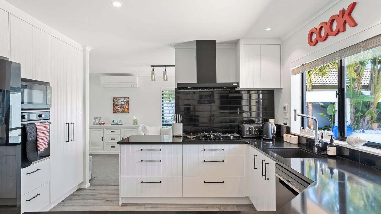 Photo of Kitchen in Papamoa Beach