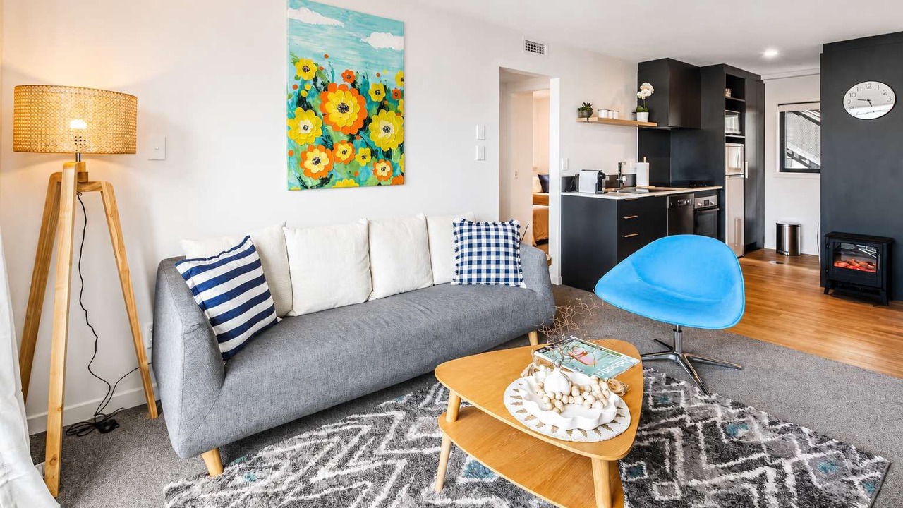 Photo of Livingroom in Newtown