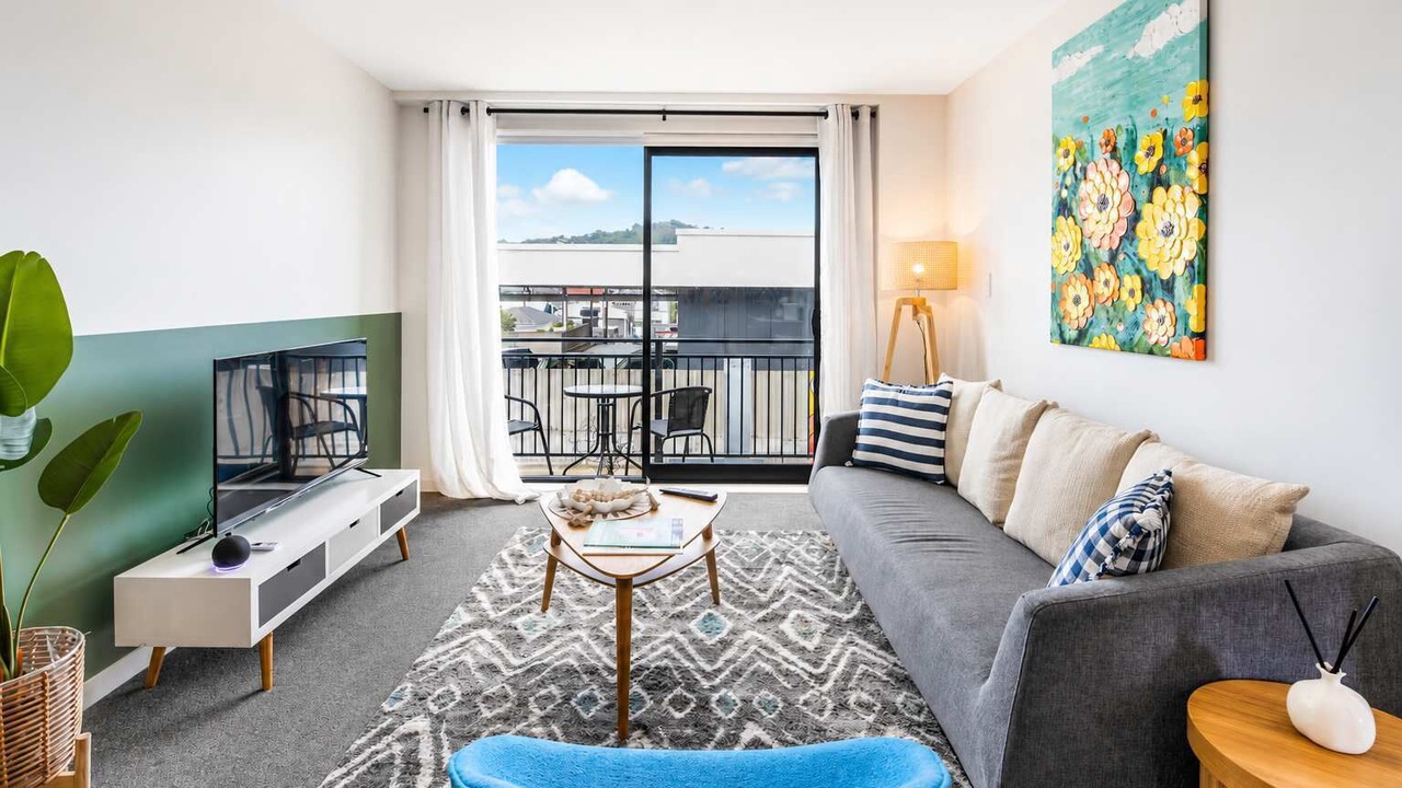 Photo of Livingroom in Newtown