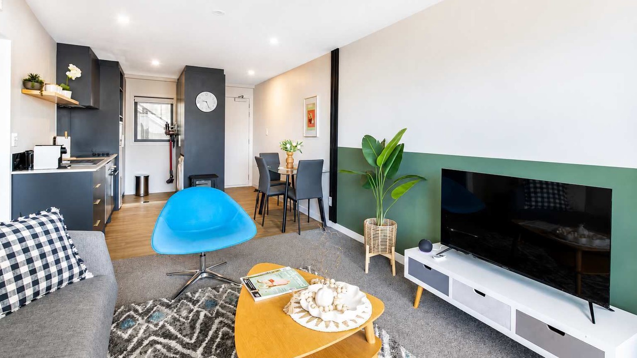 Photo of Livingroom in Newtown