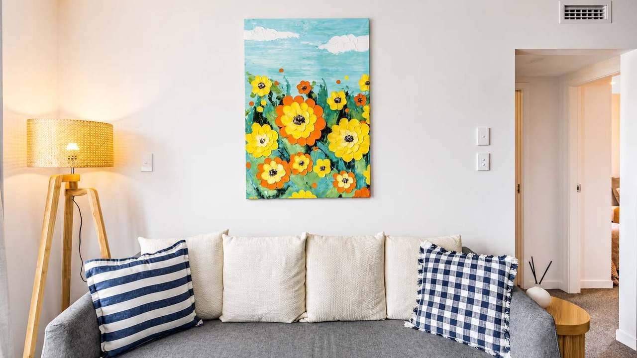 Photo of Livingroom in Newtown