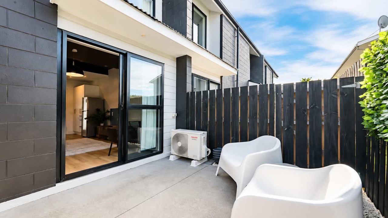 Photo of Patio Balcony in Edgeware