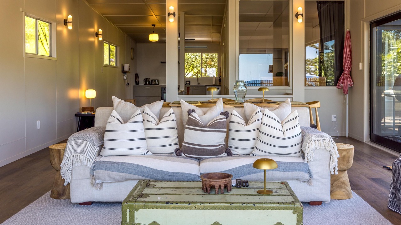 Photo of Livingroom in Onetangi