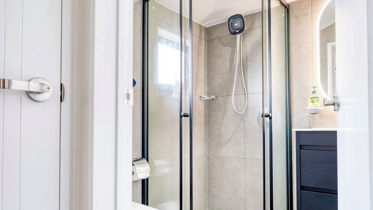 Photo of Bathroom in Papatoetoe
