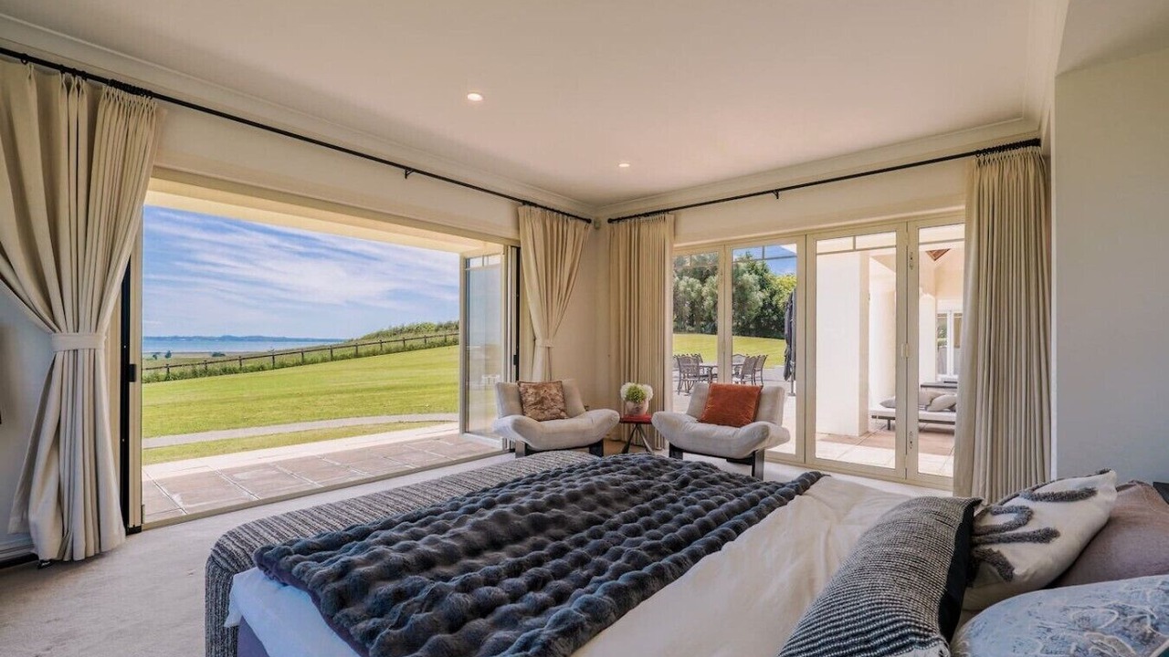 Photo of Bedroom in Karaka