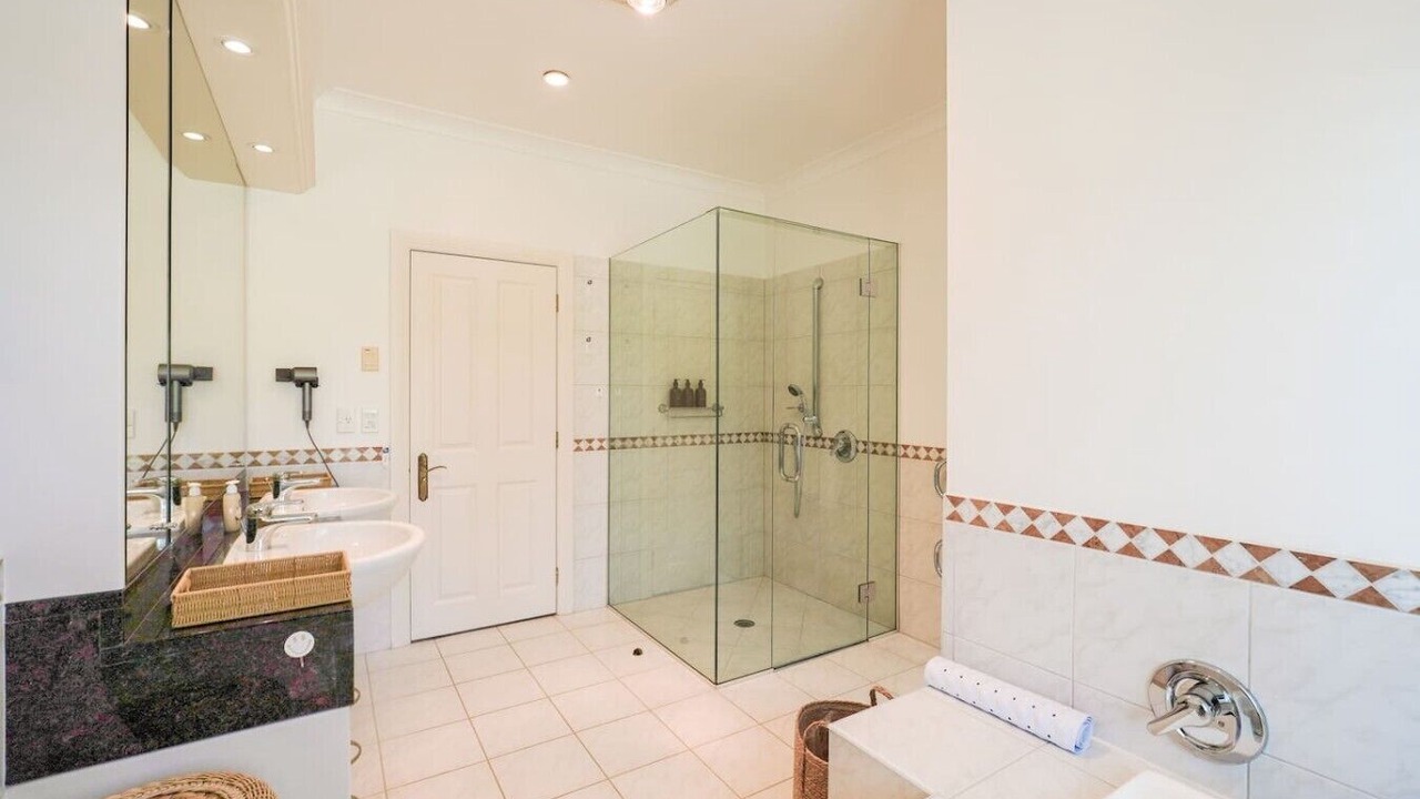 Photo of Bathroom in Karaka