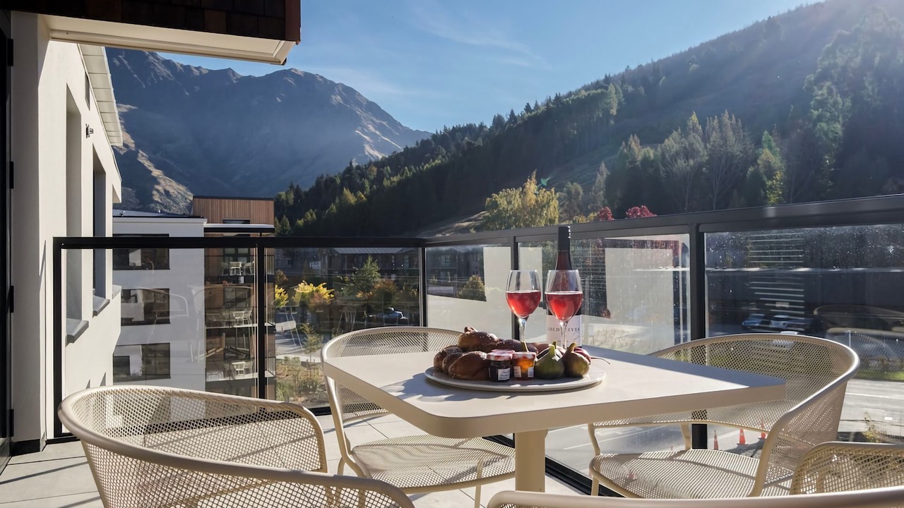 Photo of Patio Balcony in Arthur's Point