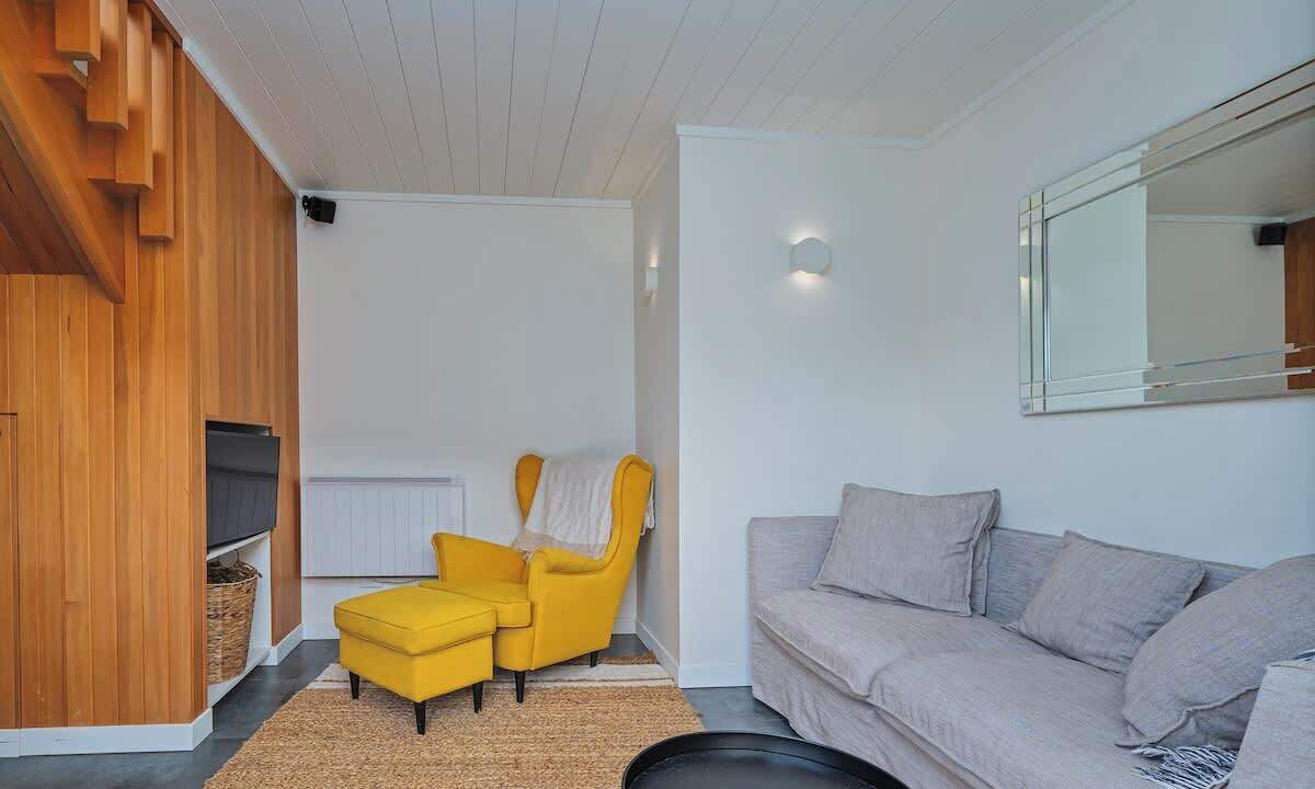 Photo of Livingroom in Cooks Beach