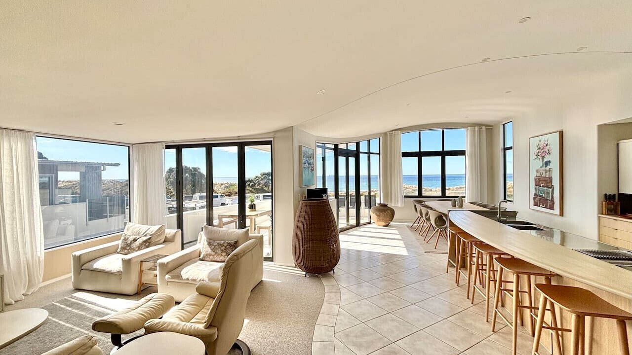Photo of Livingroom in Omanu