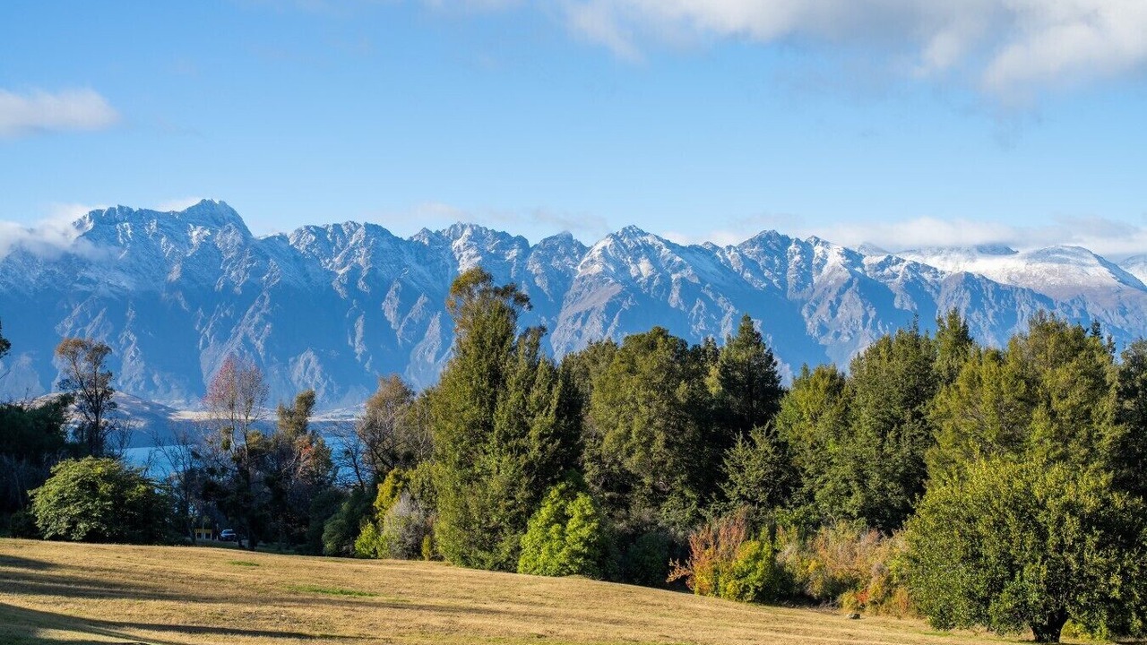 Photo of Others in Sunshine Bay