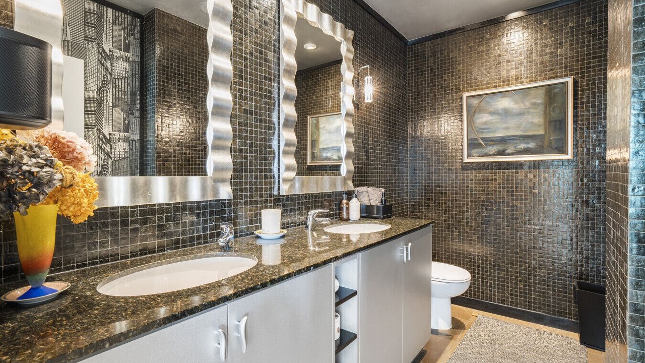 Photo of Bathroom in Auckland Central Business District
