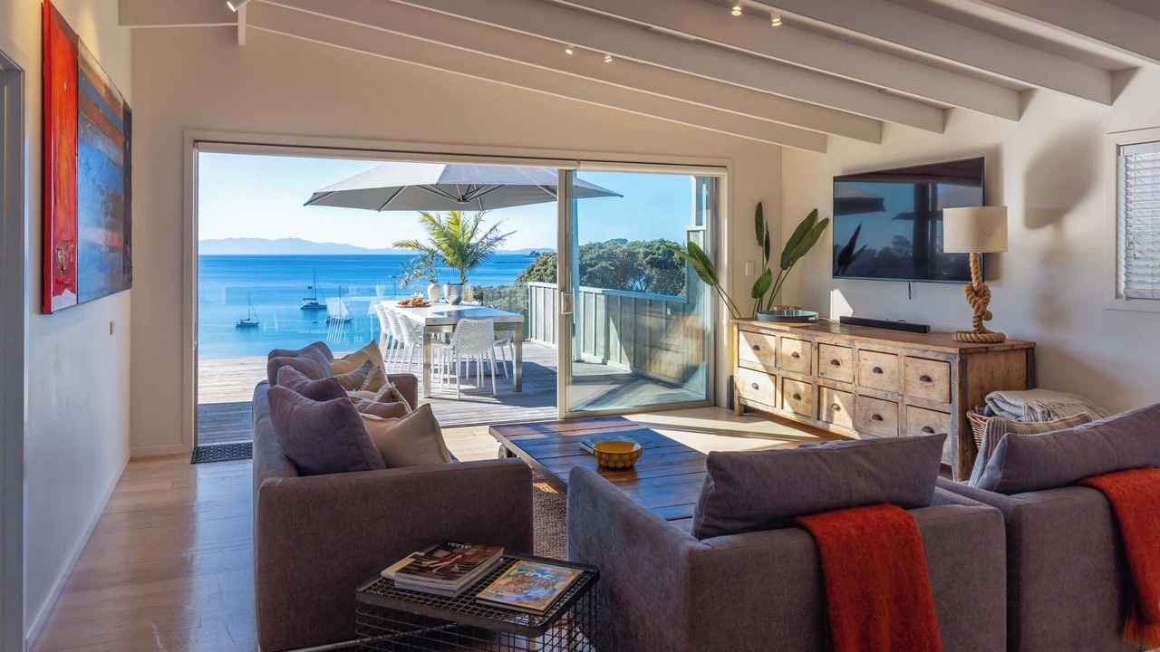 Photo of Livingroom in Oneroa