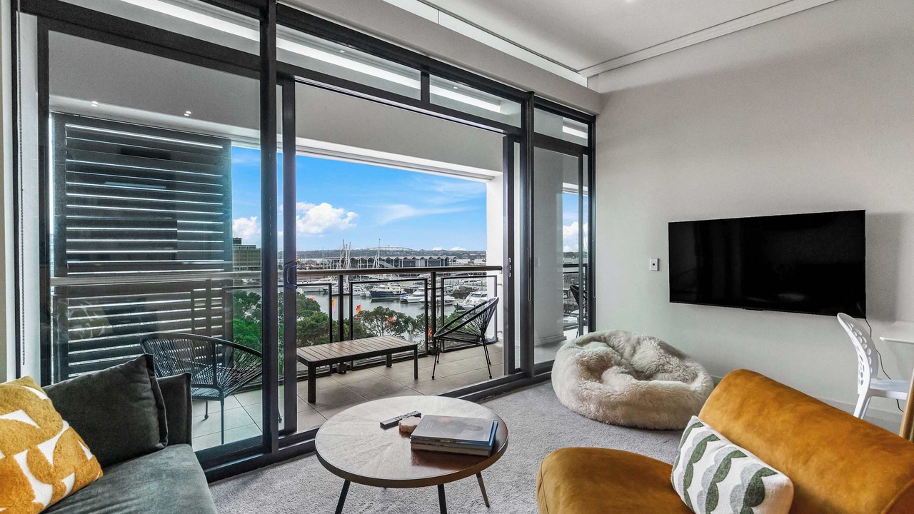 Photo of Livingroom in Auckland Central Business District
