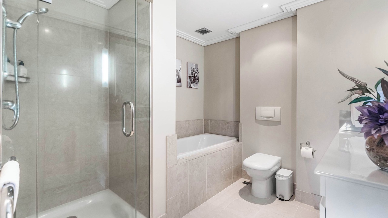 Photo of Bathroom in Auckland Central Business District