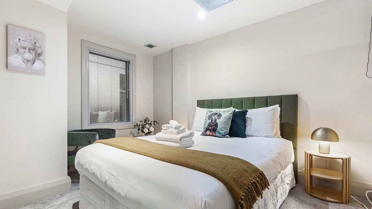 Photo of Bedroom in Auckland Central Business District