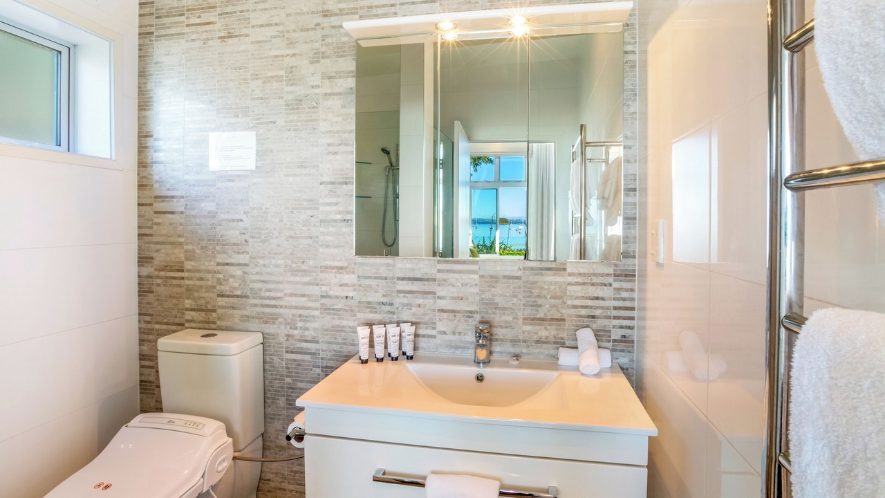 Photo of Bathroom in Surfdale