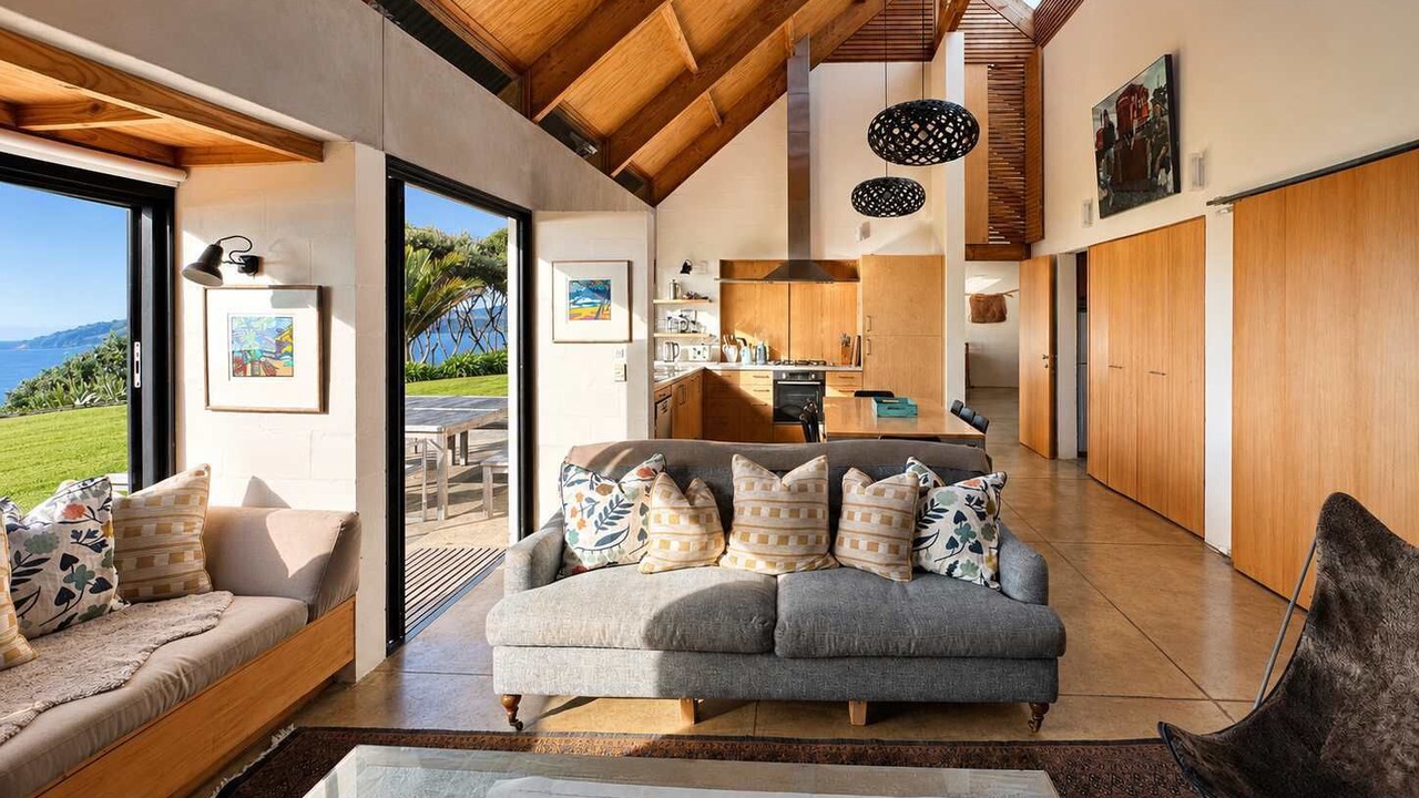 Photo of Livingroom in Onetangi