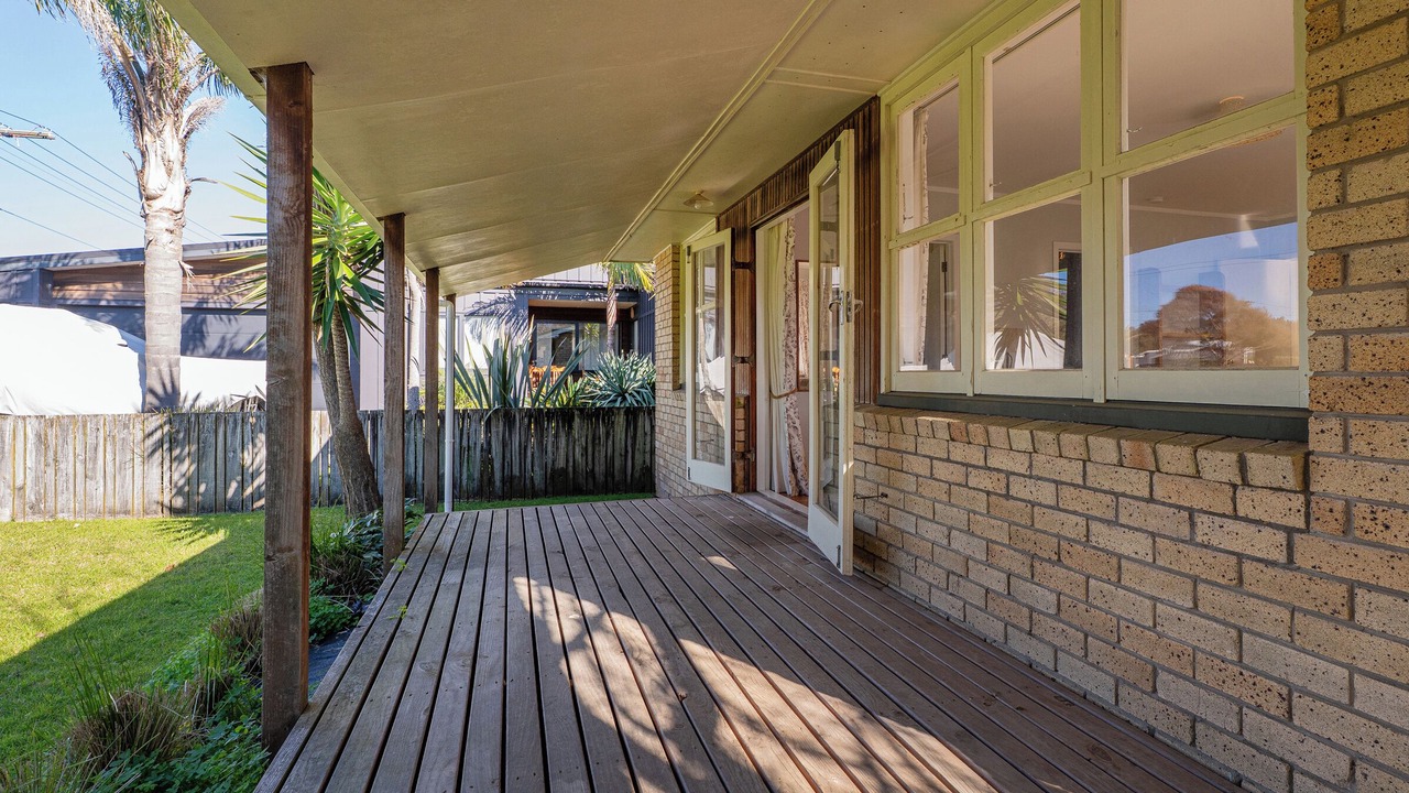 Photo of Patio Balcony in Whangamata