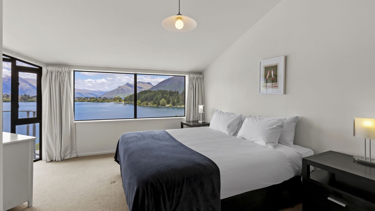 Photo of Bedroom in Queenstown