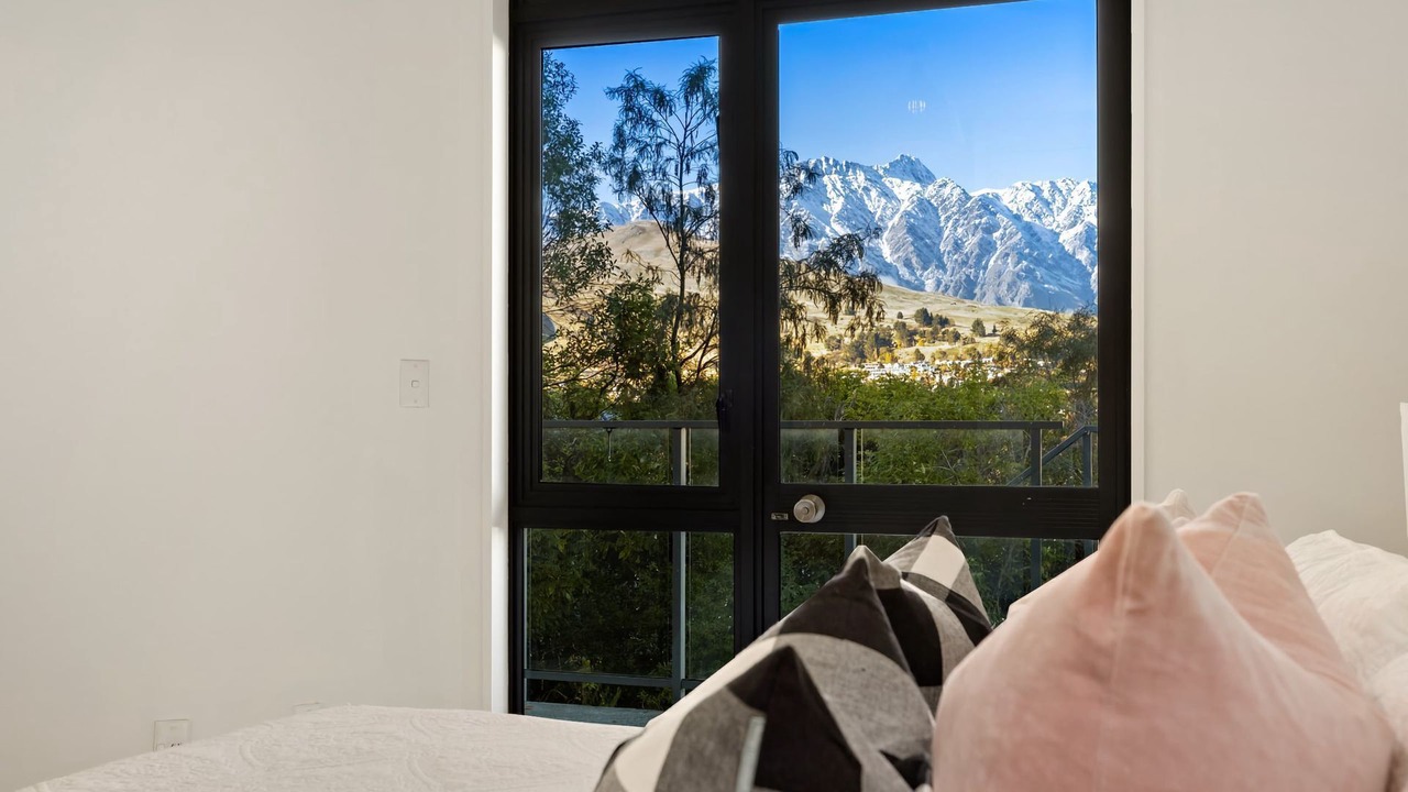 Photo of Others in Queenstown