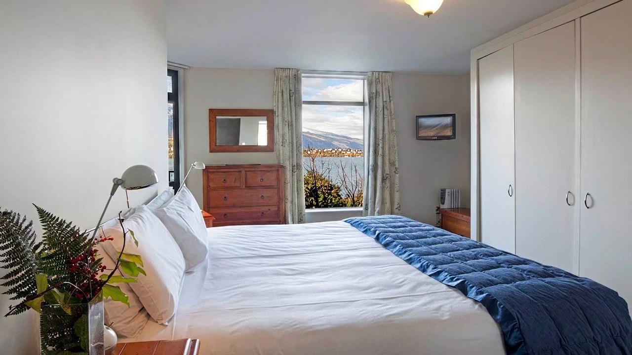 Photo of Bedroom in Queenstown