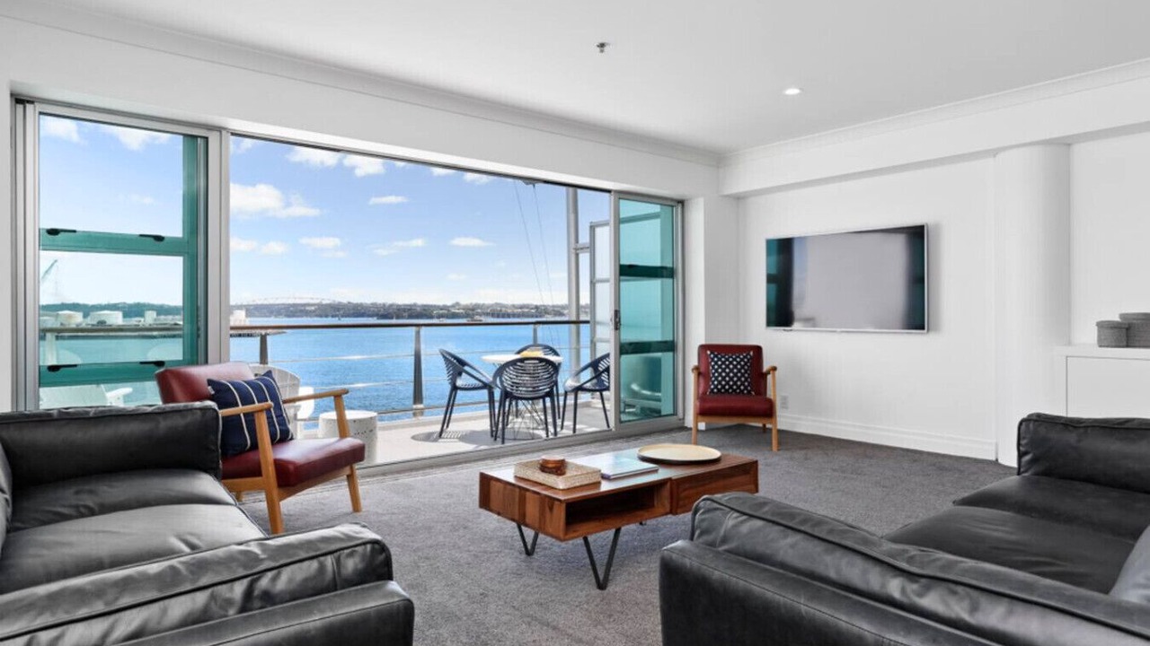 Photo of Livingroom in Auckland Central Business District