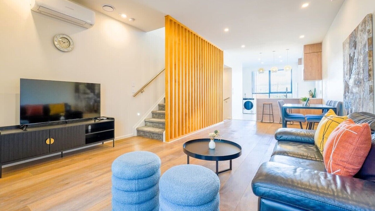 Photo of Livingroom in Belmont