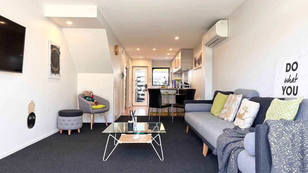 Photo of Livingroom in Christchurch City Centre