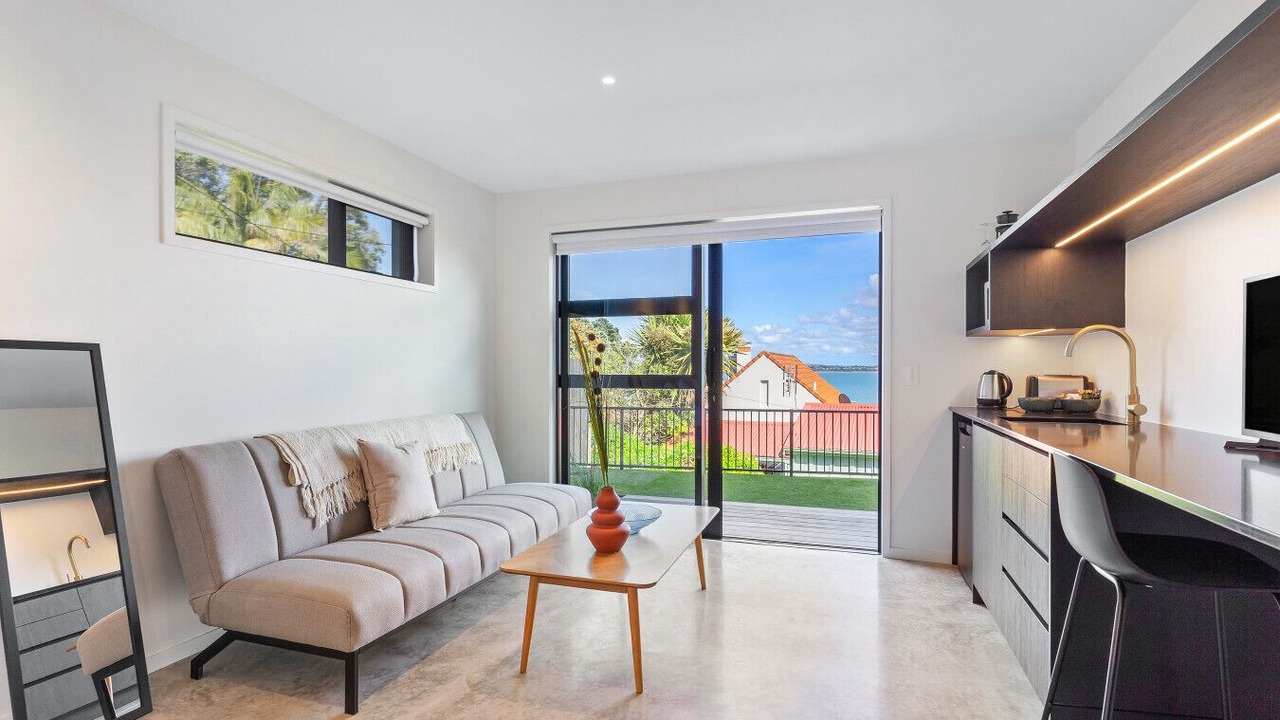 Photo of Livingroom in Point Chevalier