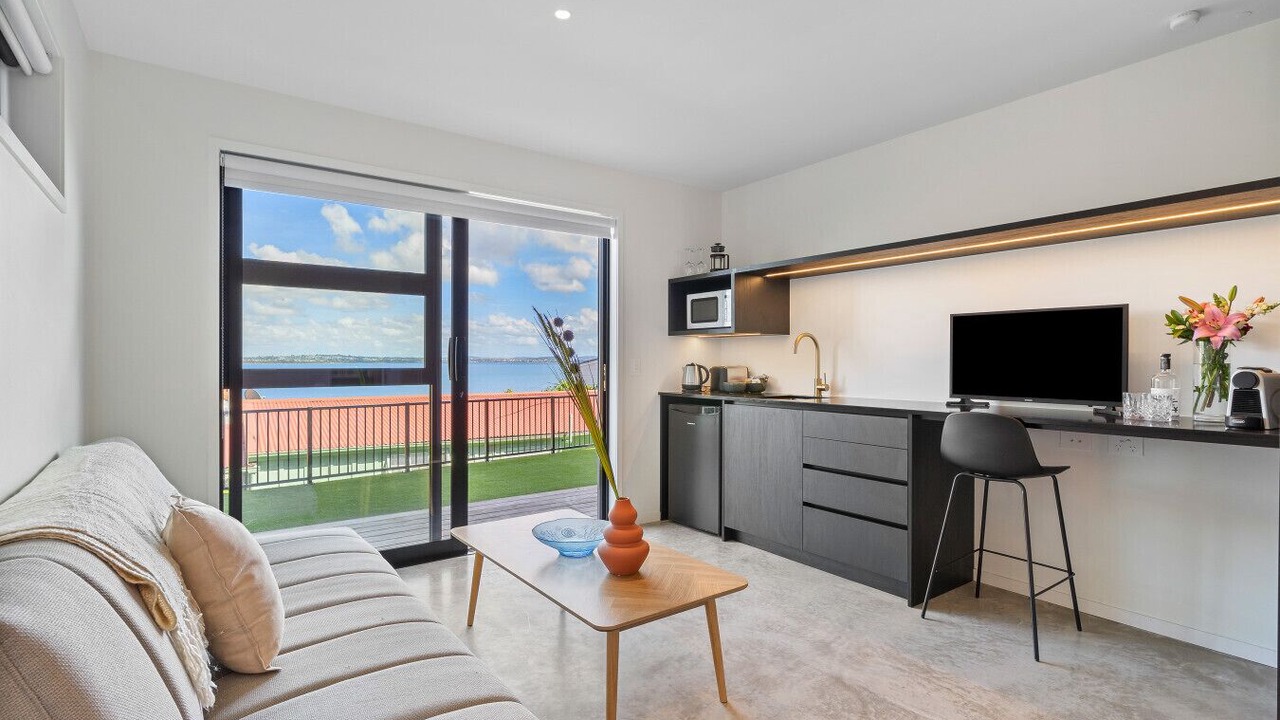 Photo of Livingroom in Point Chevalier