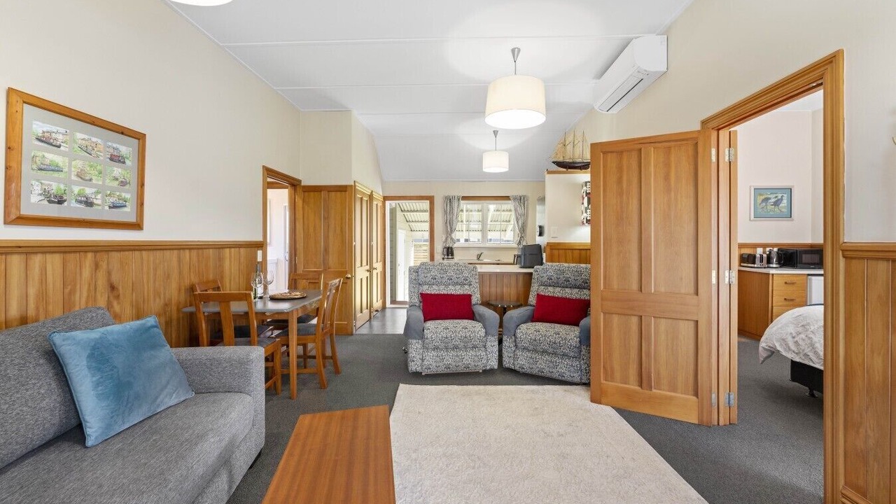 Photo of Livingroom in Rangatira Park