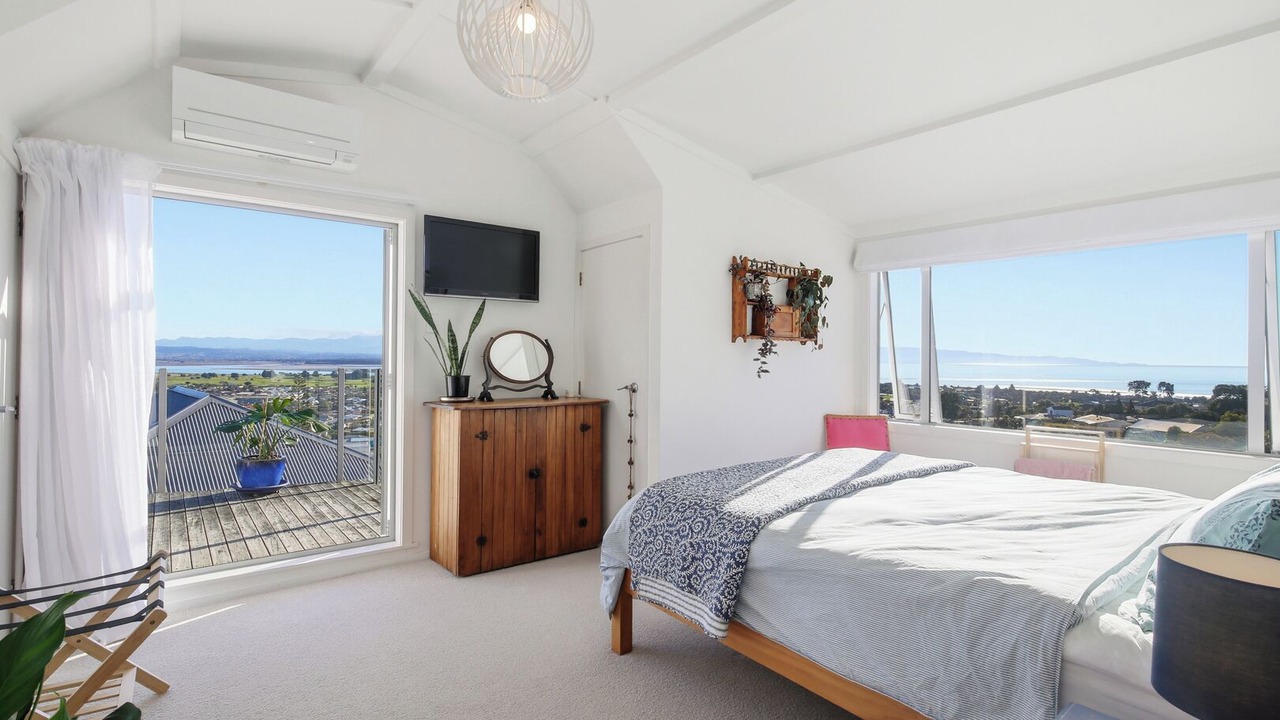 Photo of Bedroom in Tahunanui