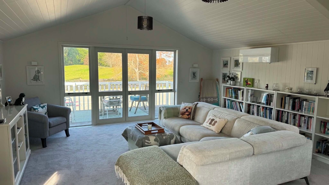 Photo of Livingroom in Oruanui