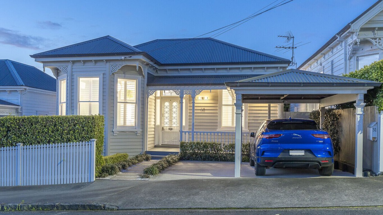 Photo of Others in Ponsonby