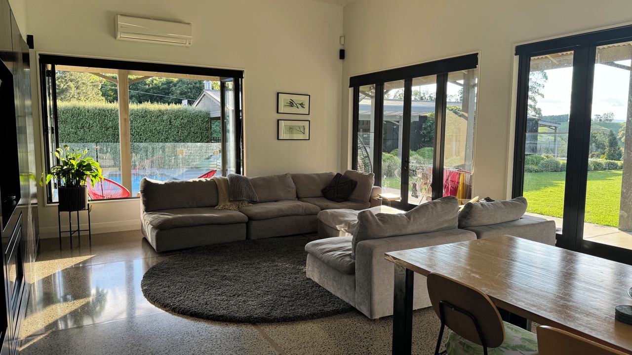 Photo of Livingroom in Whakamarama