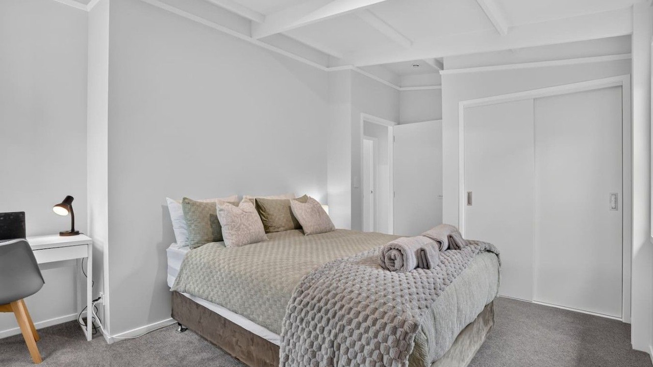 Photo of Bedroom in Langs Beach