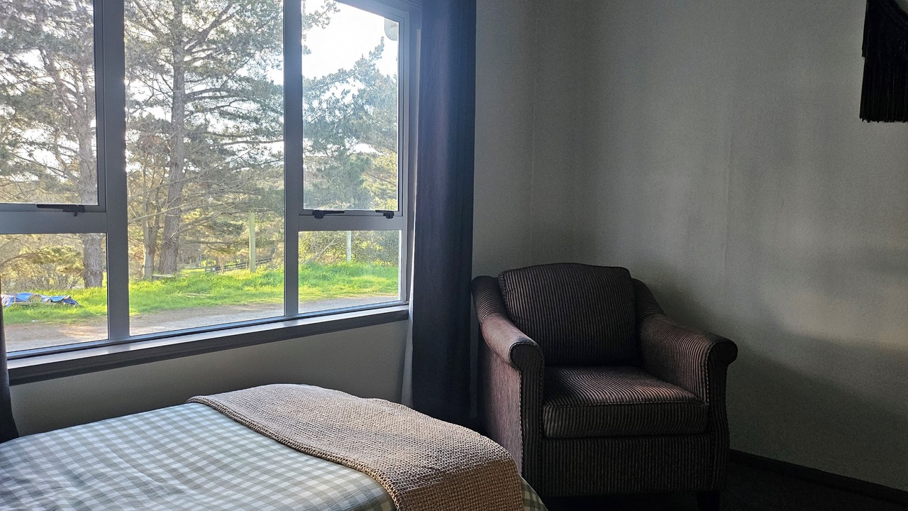 Photo of Bedroom in Hokio Beach