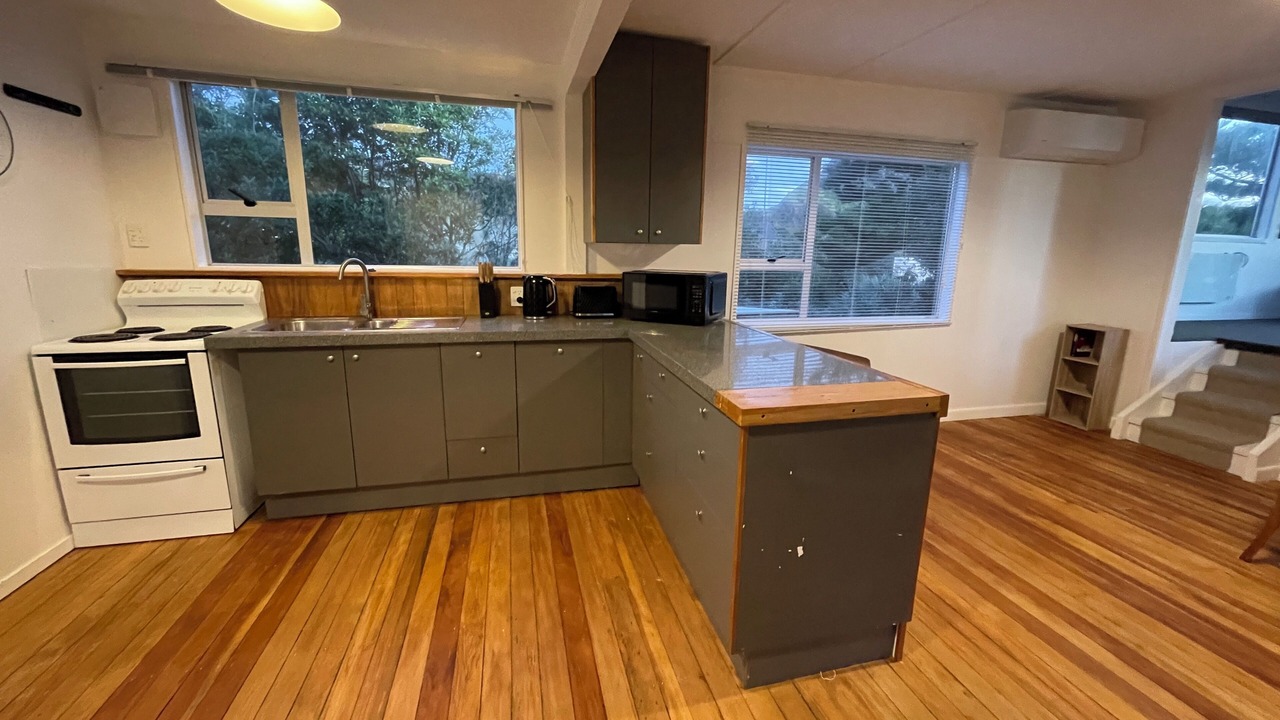 Photo of Kitchen in Piha