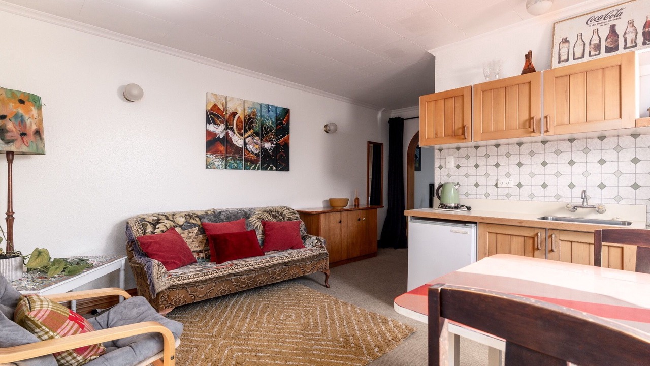 Photo of Livingroom in South Bay