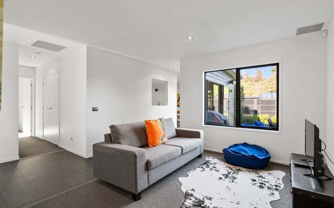 Photo of Livingroom in Rangatira Park